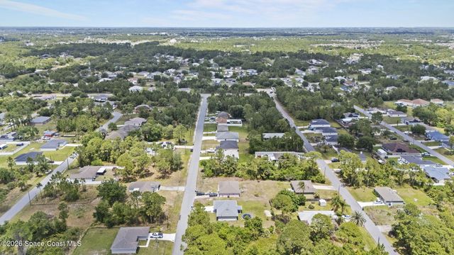 3001 Gaffney Avenue SE, Palm Bay, FL 32909