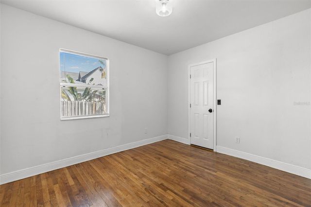 1112 W PENINSULAR STREET, Tampa, FL 33603