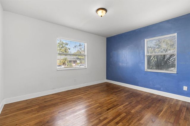 1112 W PENINSULAR STREET, Tampa, FL 33603