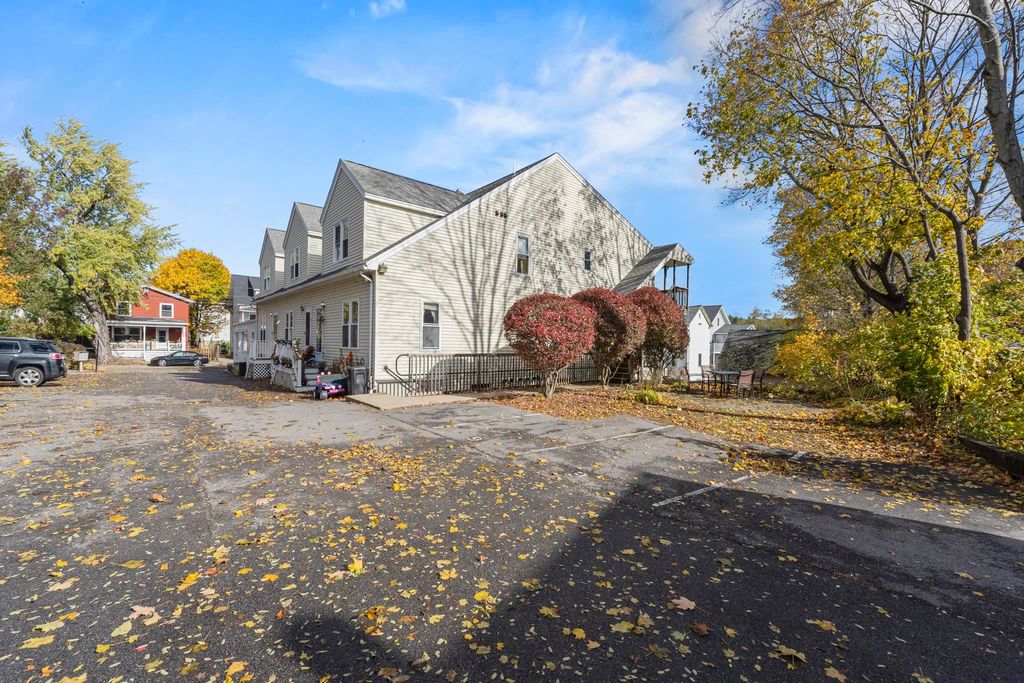 45 New York St Unit 8, Dover, NH 03820