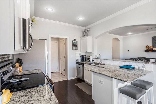 201 Genoa Way, Centerton, AR 72719