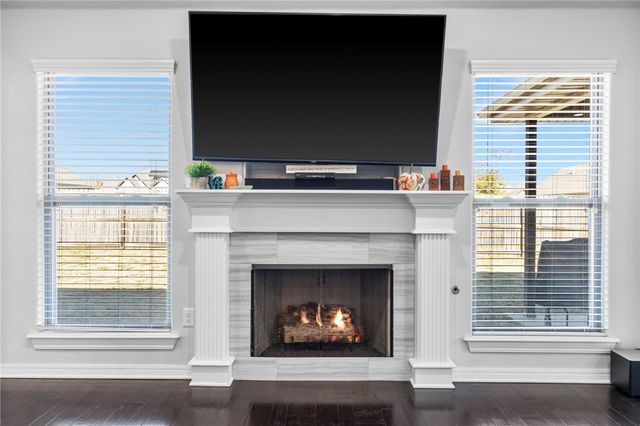 201 Genoa Way, Centerton, AR 72719