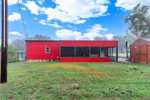 172 County Road 1296, Morgan, TX 76671