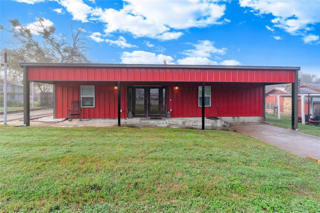 172 County Road 1296, Morgan, TX 76671