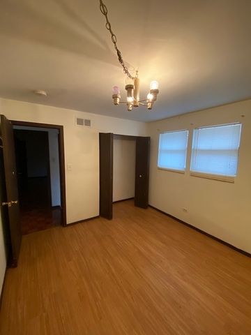 72 White Oaks Road, Matteson, IL 60443