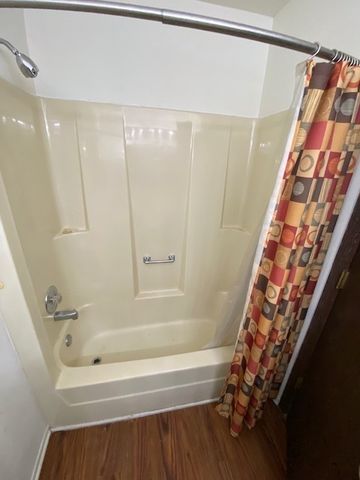 72 White Oaks Road, Matteson, IL 60443