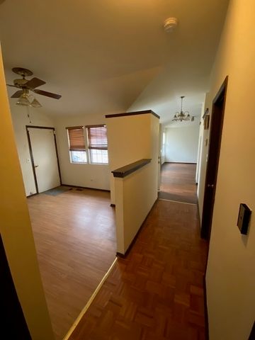 72 White Oaks Road, Matteson, IL 60443