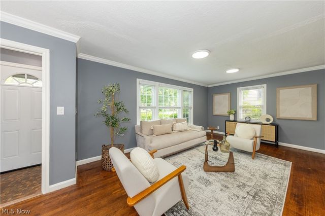 3534 Bainbridge Road, Cleveland Heights, OH 44118