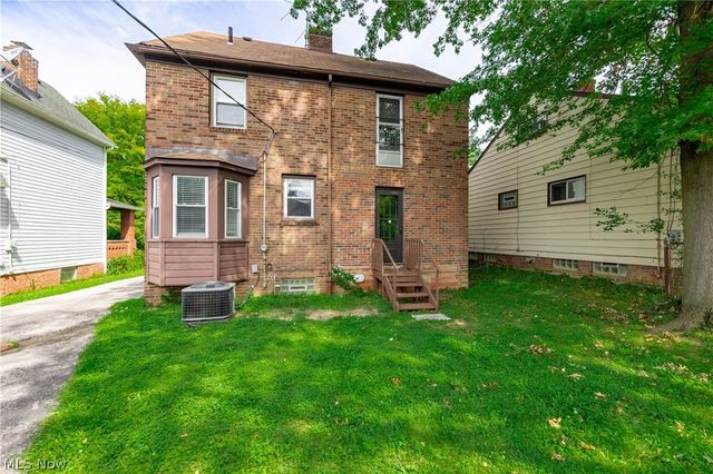 3534 Bainbridge Road, Cleveland Heights, OH 44118