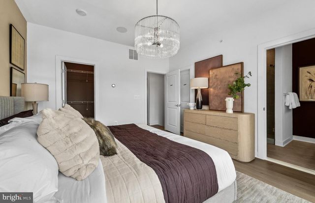 42621 BLACK ANGUS DR, Ashburn, VA 20148