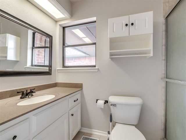 8724 NW 84th Street, Oklahoma City, OK 73132