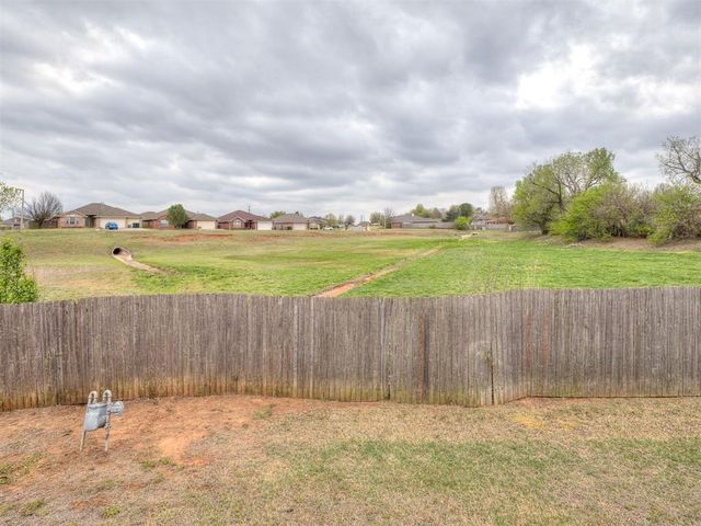 8724 NW 84th Street, Oklahoma City, OK 73132