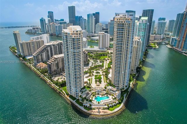 848 Brickell Key Dr 1601, Miami, FL 33131