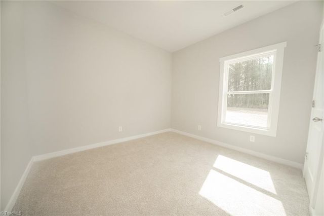 1009 Fairfield Drive, Yadkinville, NC 27055