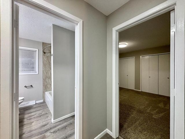 1414 W Danube Road, Fridley, MN 55432
