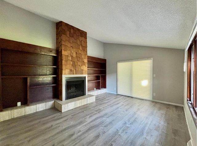 1414 W Danube Road, Fridley, MN 55432
