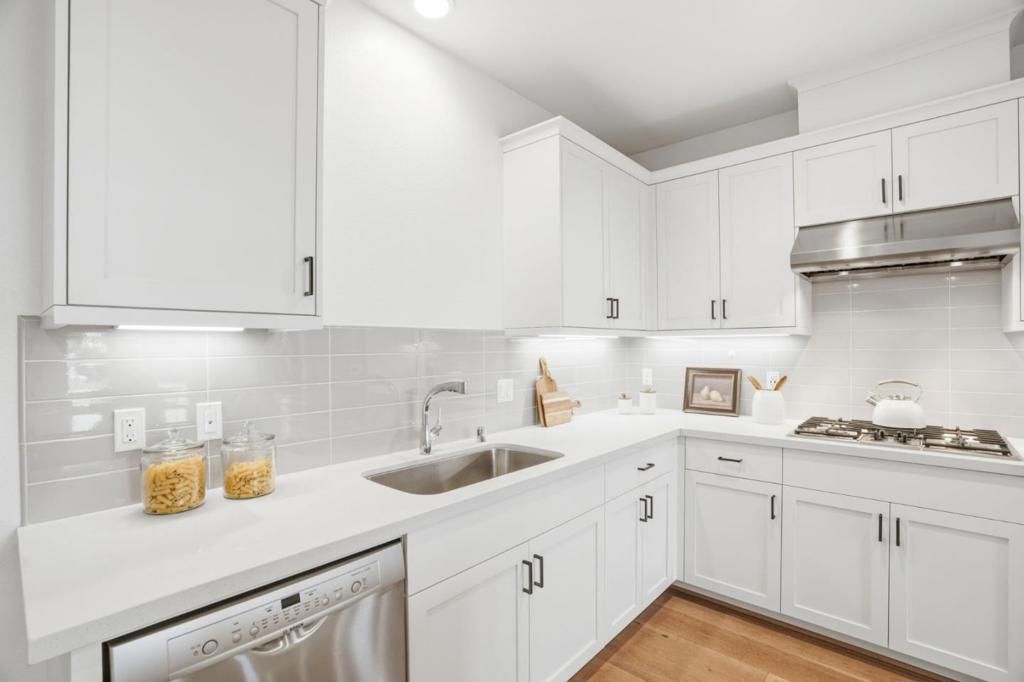 Image 12 of property listing at 39185 State Street, Fremont, CA 94538