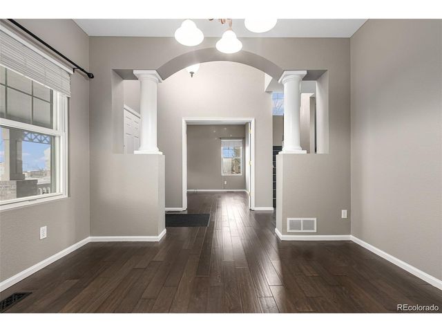 20991 E Greenwood Pl, Aurora, CO 80013