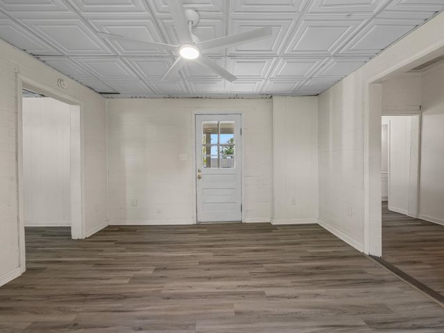 8328 Valley Falls Road, Boiling Springs, SC 29316