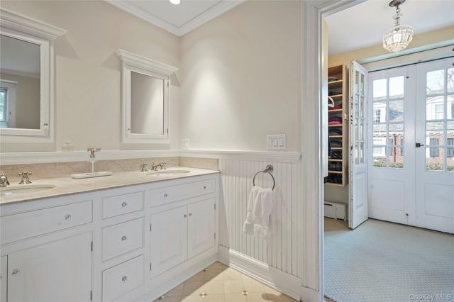 650 Ely Avenue, Pelham, NY 10803