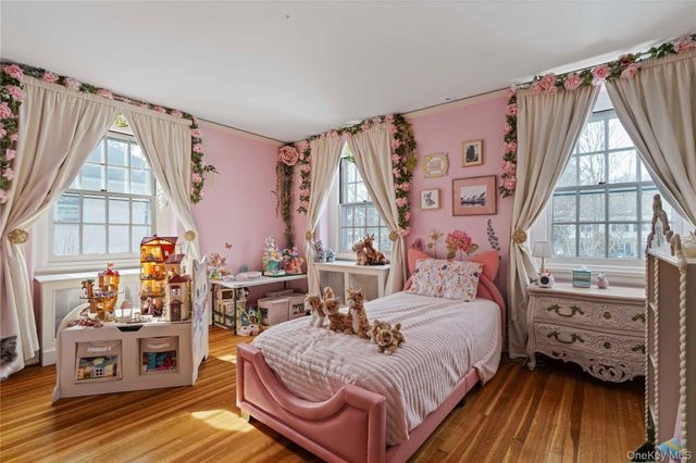 650 Ely Avenue, Pelham, NY 10803