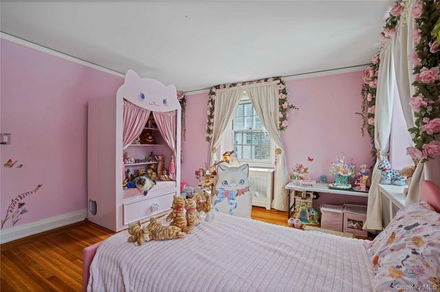 650 Ely Avenue, Pelham, NY 10803