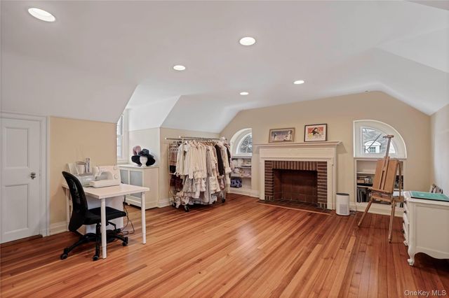 650 Ely Avenue, Pelham, NY 10803