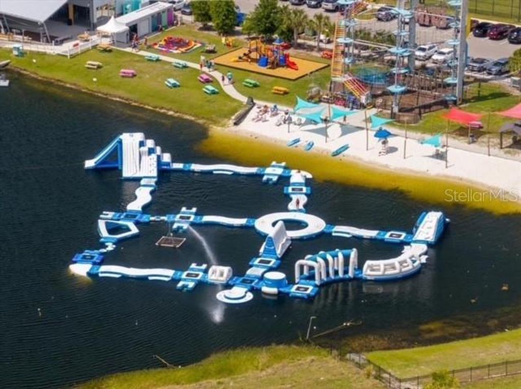 Image 12 of property listing at 9156 SINATRA LANE, Orlando, FL 32827