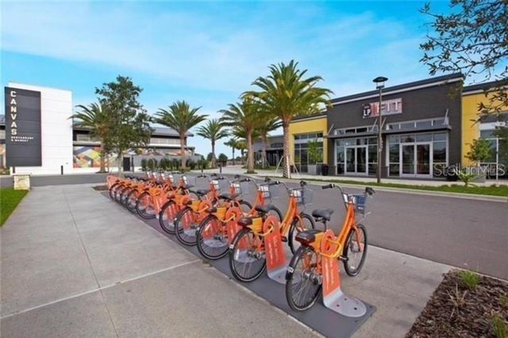 Image 17 of property listing at 9156 SINATRA LANE, Orlando, FL 32827