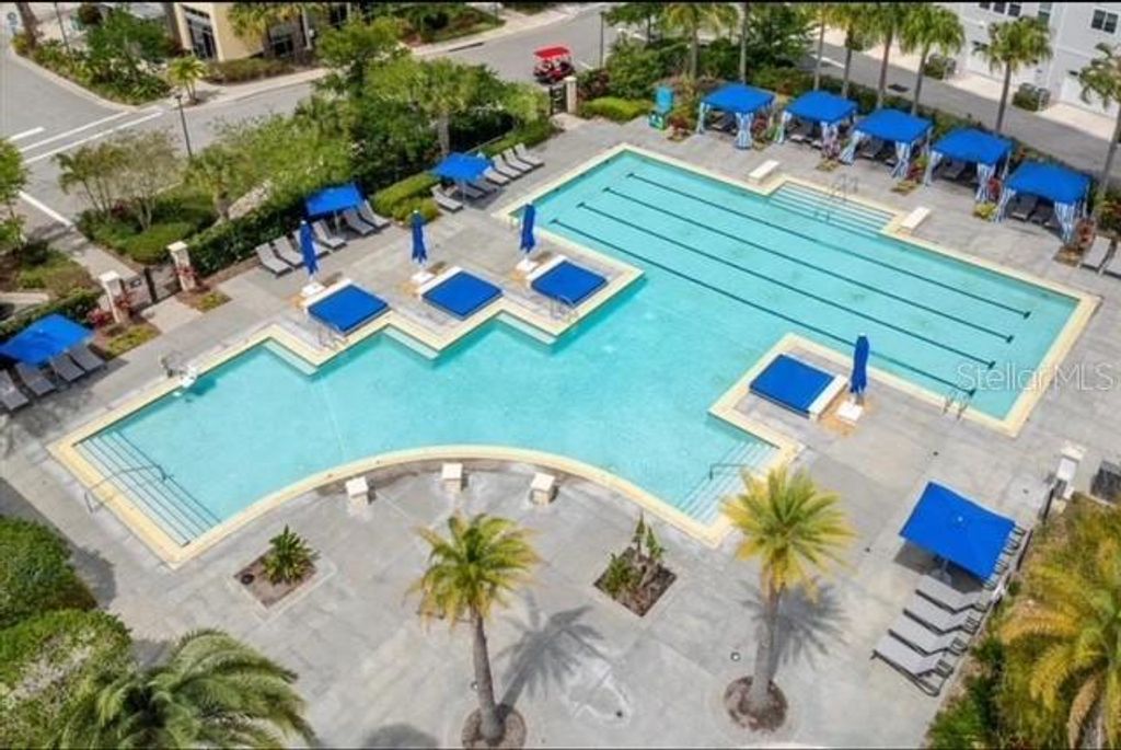 Image 9 of property listing at 9156 SINATRA LANE, Orlando, FL 32827