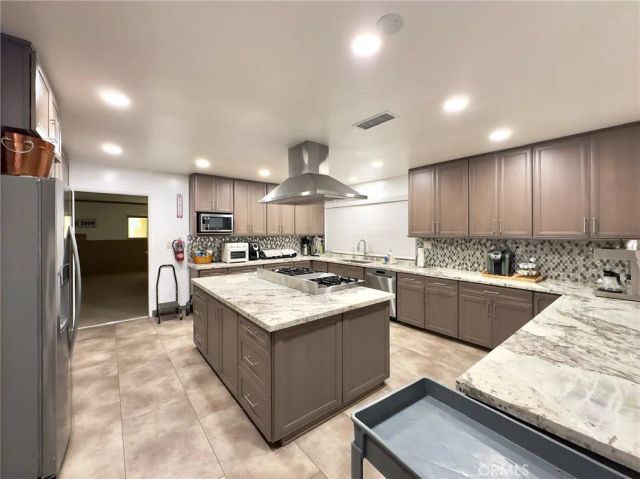 1245 W Cienega 220, San Dimas, CA 91773