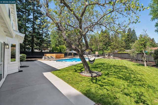 137 Megan Ct., Alamo, CA 94507