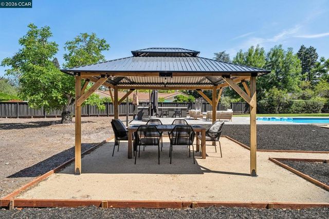 137 Megan Ct., Alamo, CA 94507