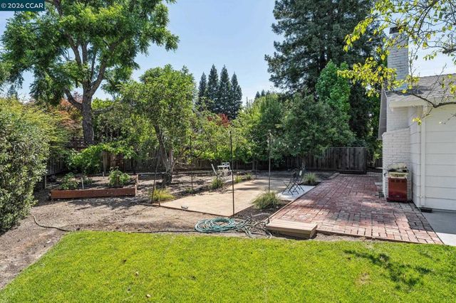 137 Megan Ct., Alamo, CA 94507