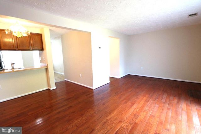 2086 TANGLEWOOD DR, Waldorf, MD 20601