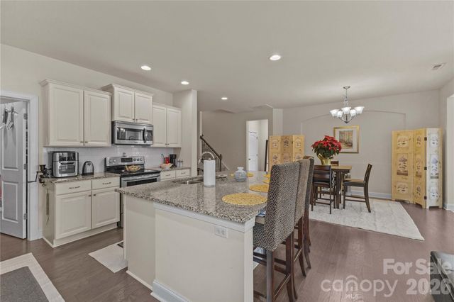129 Johnson Manor Street, Mooresville, NC 28115