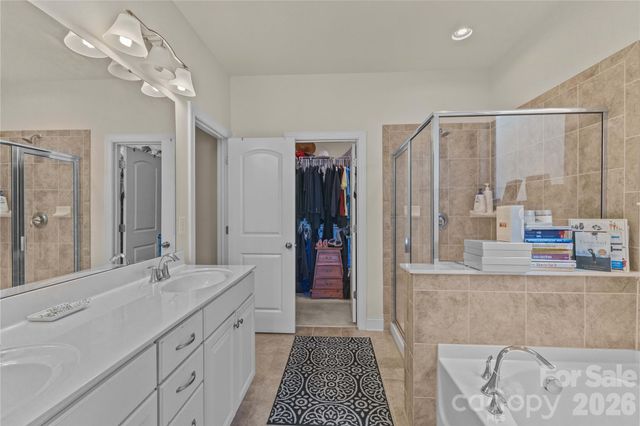 129 Johnson Manor Street, Mooresville, NC 28115