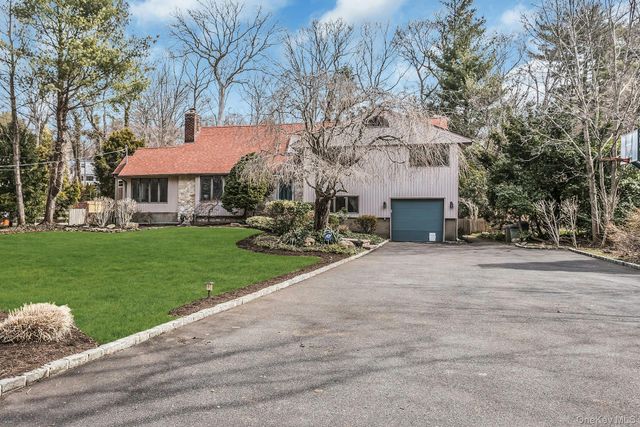 9 Cold Spring Hills Road, Huntington, NY 11743