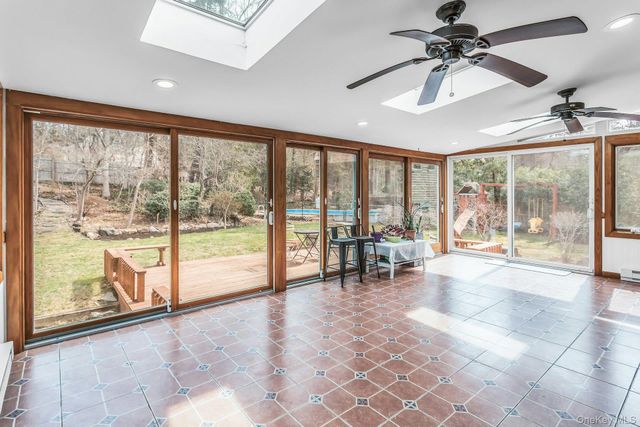 9 Cold Spring Hills Road, Huntington, NY 11743