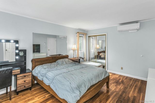 9 Cold Spring Hills Road, Huntington, NY 11743