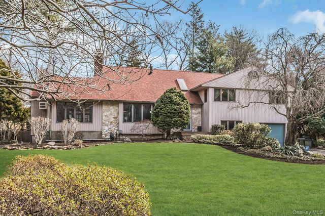 9 Cold Spring Hills Road, Huntington, NY 11743