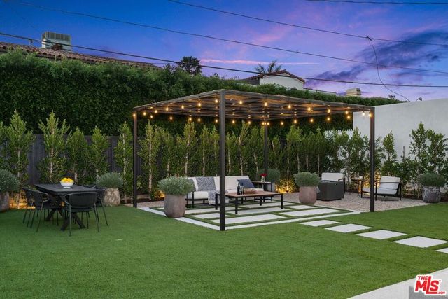 341 S Roxbury Drive, Beverly Hills, CA 90212