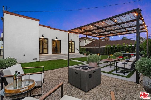 341 S Roxbury Drive, Beverly Hills, CA 90212