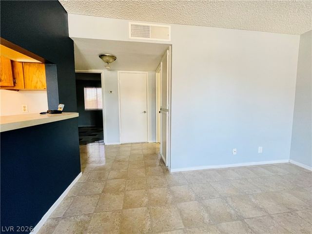 3716 Snorkel Circle 2, Las Vegas, NV 89108