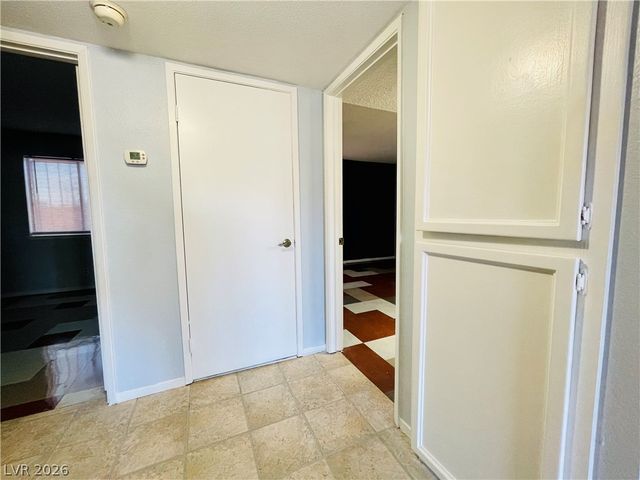 3716 Snorkel Circle 2, Las Vegas, NV 89108