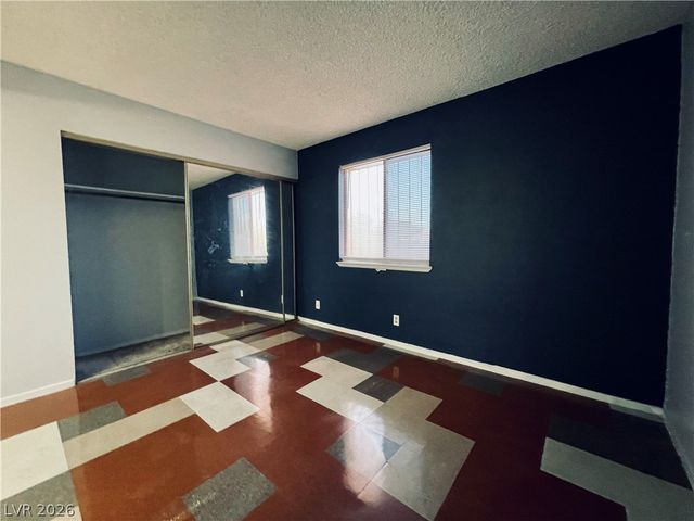 3716 Snorkel Circle 2, Las Vegas, NV 89108