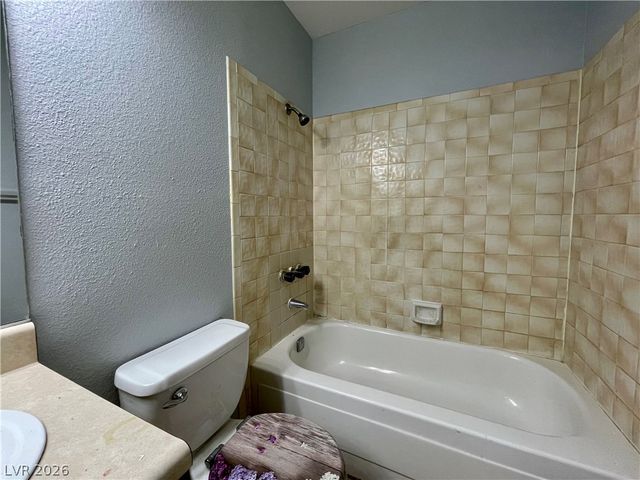 3716 Snorkel Circle 2, Las Vegas, NV 89108