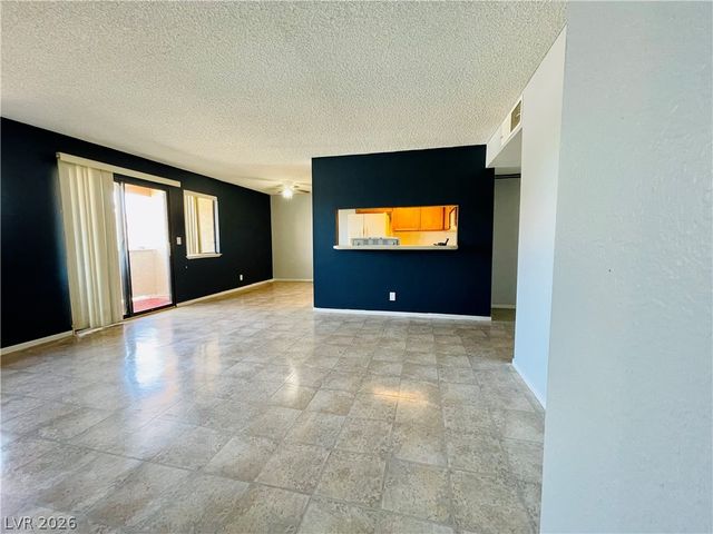3716 Snorkel Circle 2, Las Vegas, NV 89108