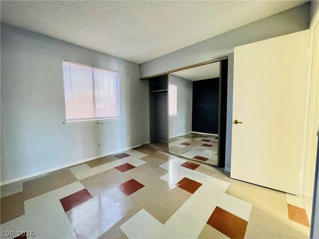 3716 Snorkel Circle 2, Las Vegas, NV 89108