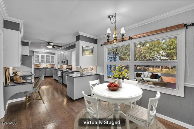 2111 Lee Highway, Bristol, VA 24201